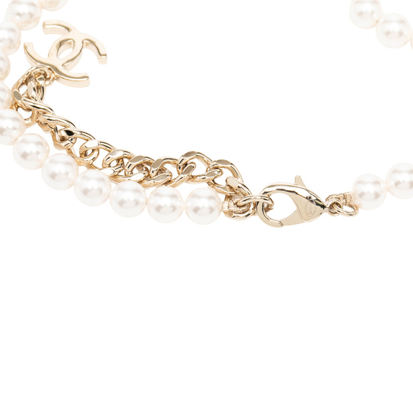 Pre-Loved Chanel CC Faux Pearl Necklace - Picture 2 of 5